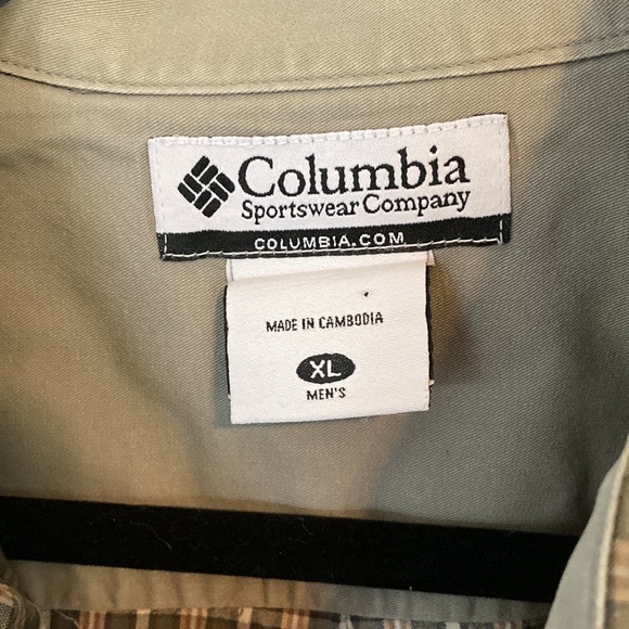 Columbia Button-Down Shirt - Picture 6 of 7
